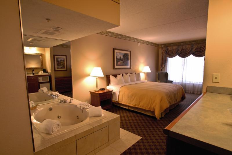 Hampton Inn & Suites By Hilton- Newark Airport Elizabeth Extérieur photo